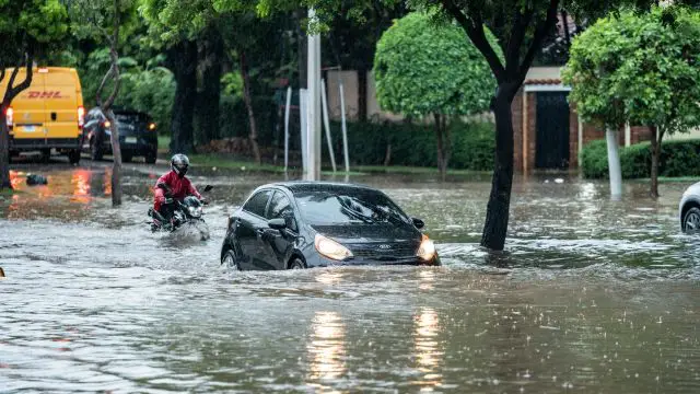 Storm Byron Floods Roads and Closes Schools Across Greece